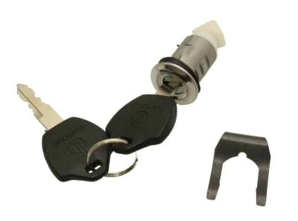 Universal Parts Front Luggage Box Lock - Image 3