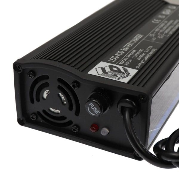 Universal Parts 24 Volt 4.0 Amp XLR HP8204B Battery Charger - Image 2