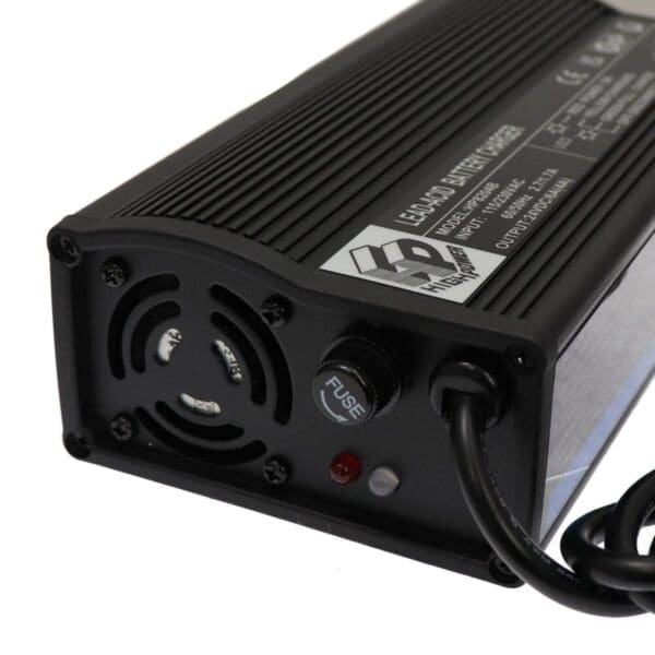 Universal Parts 24 Volt 4.0 Amp XLR HP8204B Battery Charger - Image 4