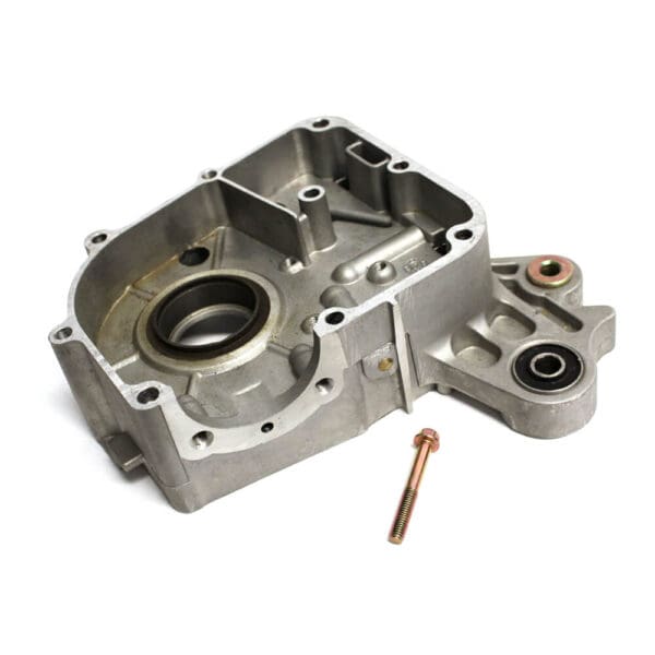 Universal Parts Right Crankcase - QMB139 - Image 2