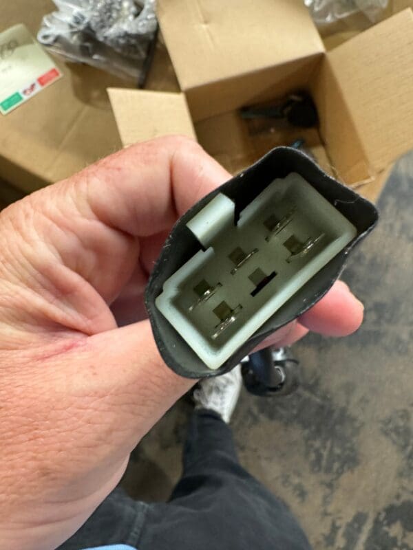 Universal Parts Scooter Ignition Switch - Image 2