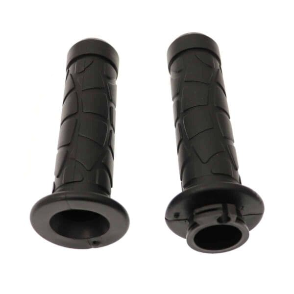 Universal Parts Scooter Throttle Grip Set - Image 3