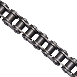 Universal Parts #428 roller chain close-up