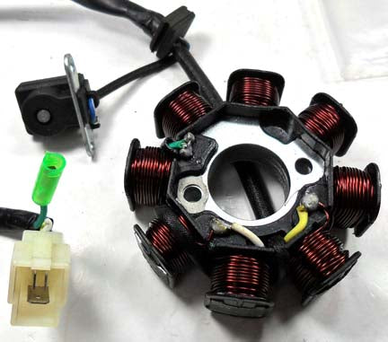 ScootsUSA Select - Stator 8 Pole 3 Pins in 3 Pin Female Jack + 1 Wire OD 88 ID 29 H 29 Bolts C/c 42 Pickup Coil C/c 34